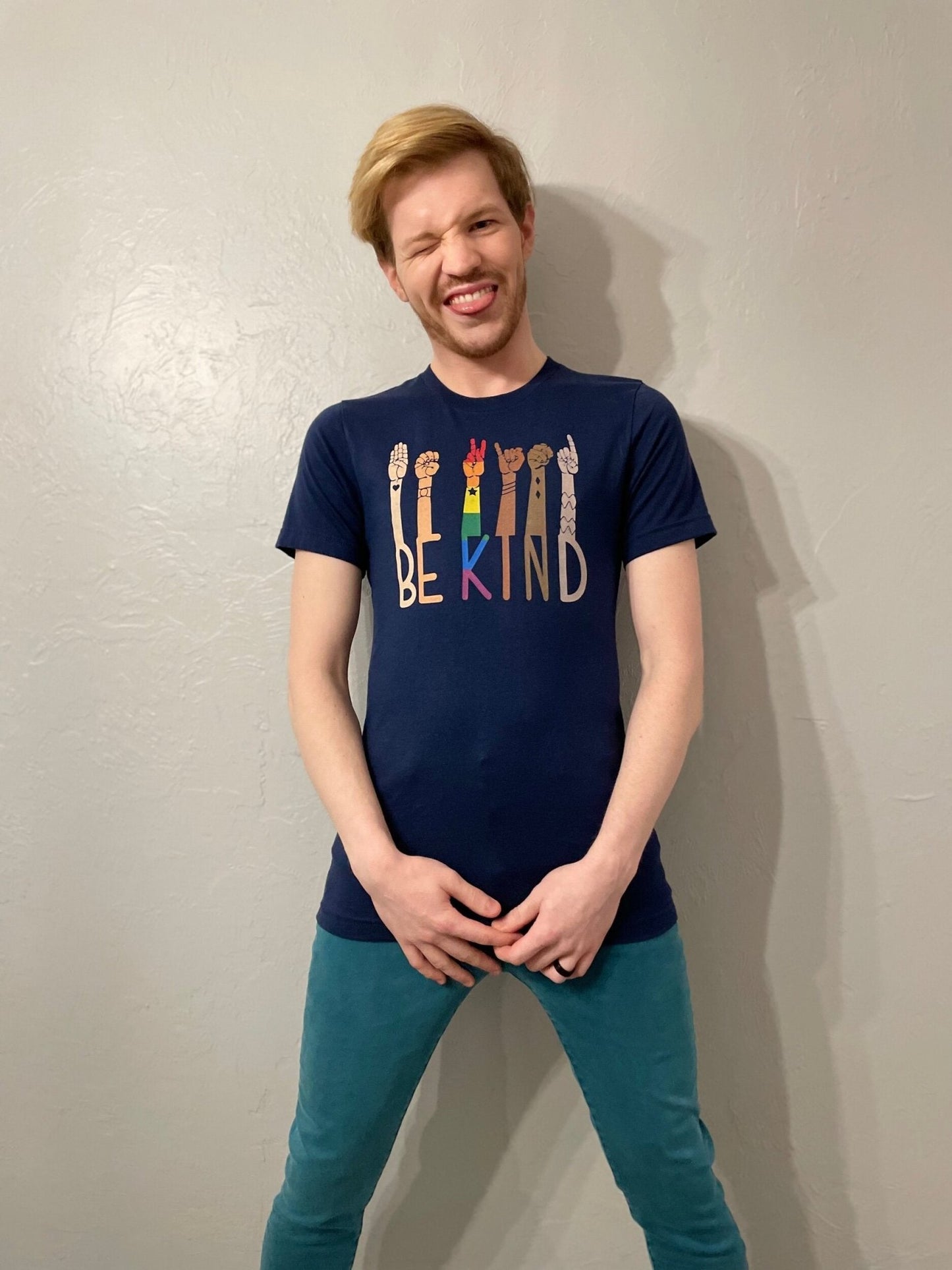 Be Kind Sign Language Shirt - QBoutiqueOKC